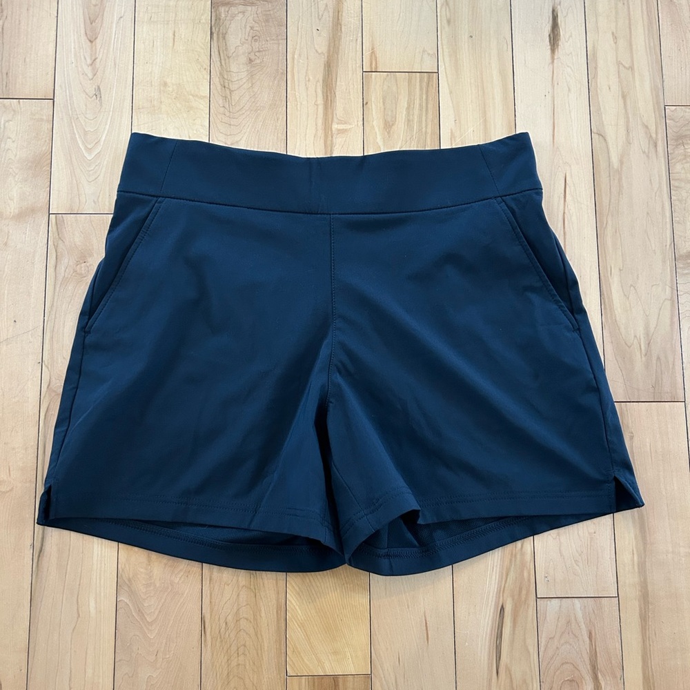 NWOT Women's Columbia All Seasons Shorts